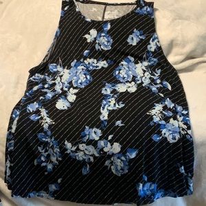 Sleeveless spandex loose top